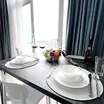 Comfortable Sea View *