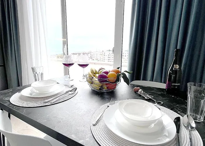 Comfortable Sea View *